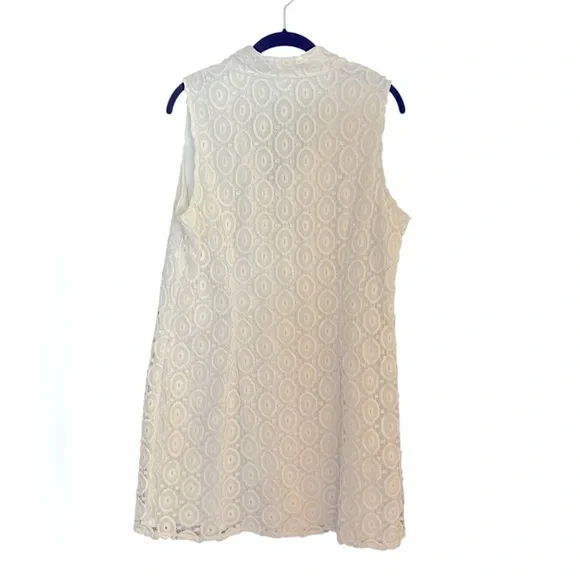 SAIL TO SABLE All White‎ Lace Sleeveless Dress - Picture 3 of 6